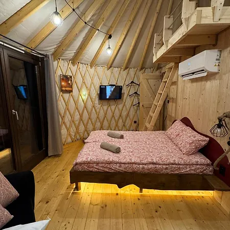 Jurty Za Winklem Ze Strefa Rudnica (Zabkowice Slaskie)